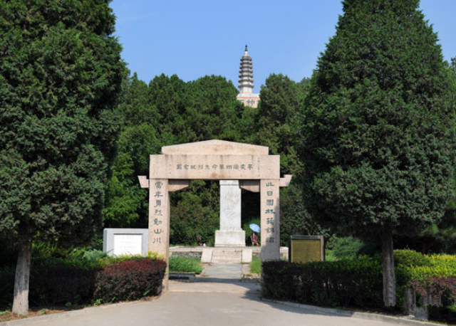 A scenic view of Beijing Haidian Xinhai Luanzhou Qiyi Jinianyuan