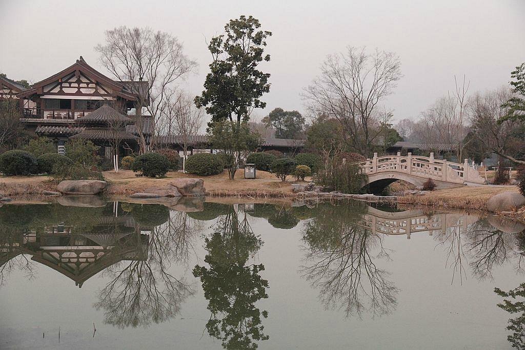 A scenic view of Beijing Haidian Yuandadu Chengqiang Yizhi
