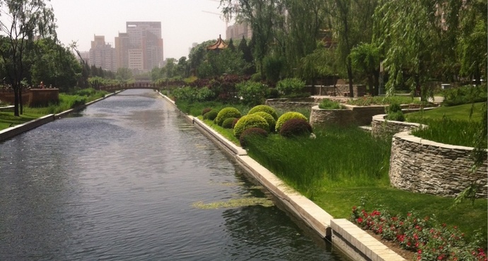 A scenic view of Beijing Haidian Yuandadu Chengqiang Yizhi