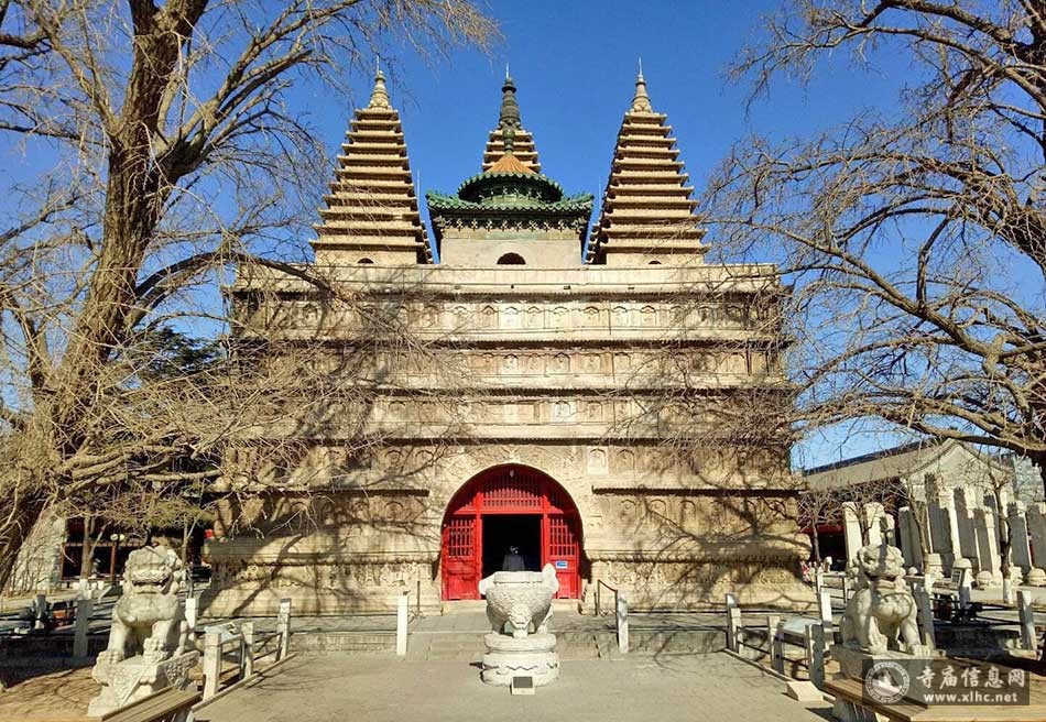 A scenic view of Beijing Haidian Zhenjuesi Jingangbaozuo