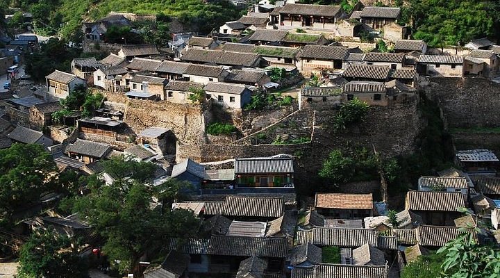 A scenic view of Beijing Mentougou Cuandixia Cun Gujianzhuqun