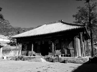 A scenic view of Beijing Mentougou Lingyue Si