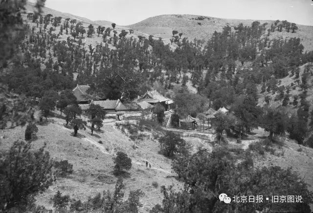 A scenic view of Beijing Shijingshan Fahaisi