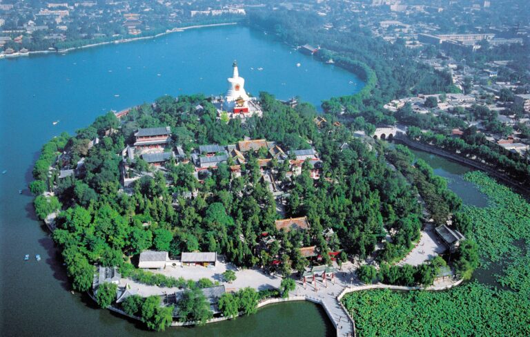Experience the Serenity of Beihai Ji Tuancheng: Top Attractions in Xicheng, Beijing