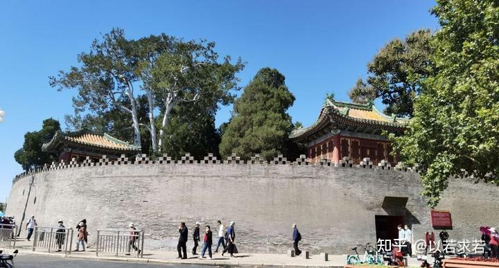 A scenic view of Beijing Xicheng Beihai Ji Tuancheng