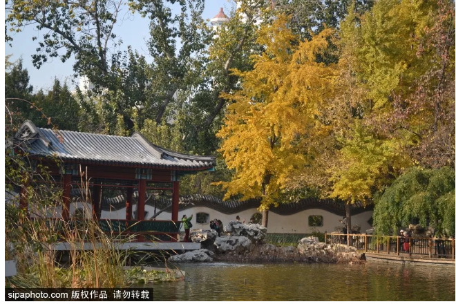 A scenic view of Beijing Xicheng Changchunsi