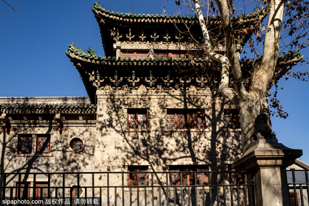 A scenic view of Beijing Xicheng Furen Daxue Benbu Jiuzhi