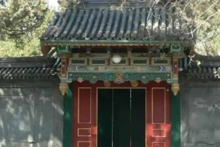 Cultural Treasures Await: Exploring Guomoruo Guju in Xicheng, Beijing