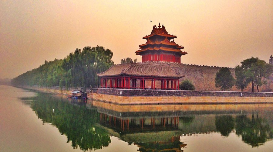 A scenic view of Beijing Xicheng Jingshan