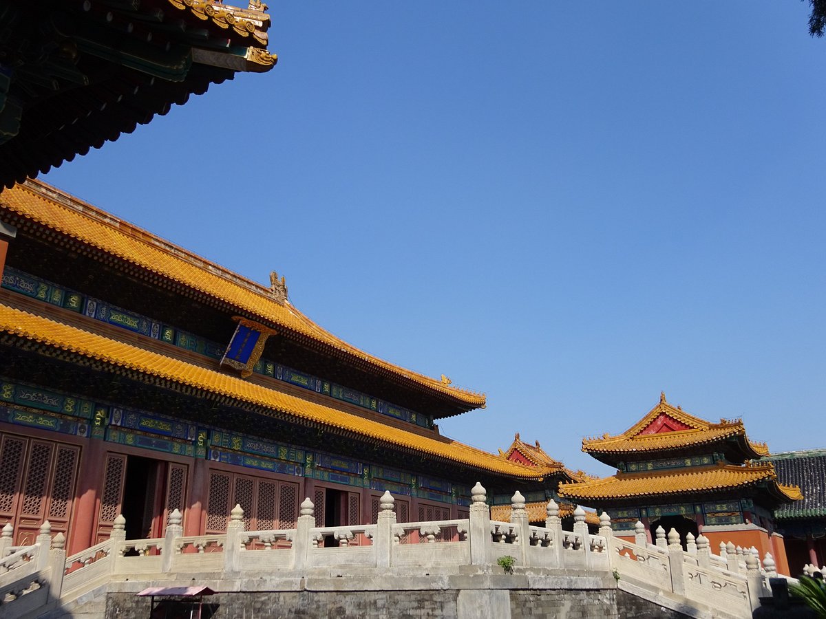 A scenic view of Beijing Xicheng Lidai Diwangmiao