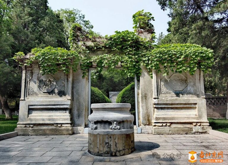 Exploring the Enigmatic Limadou He Waiguo Chuanjiaoshi Mudi in Xicheng, Beijing