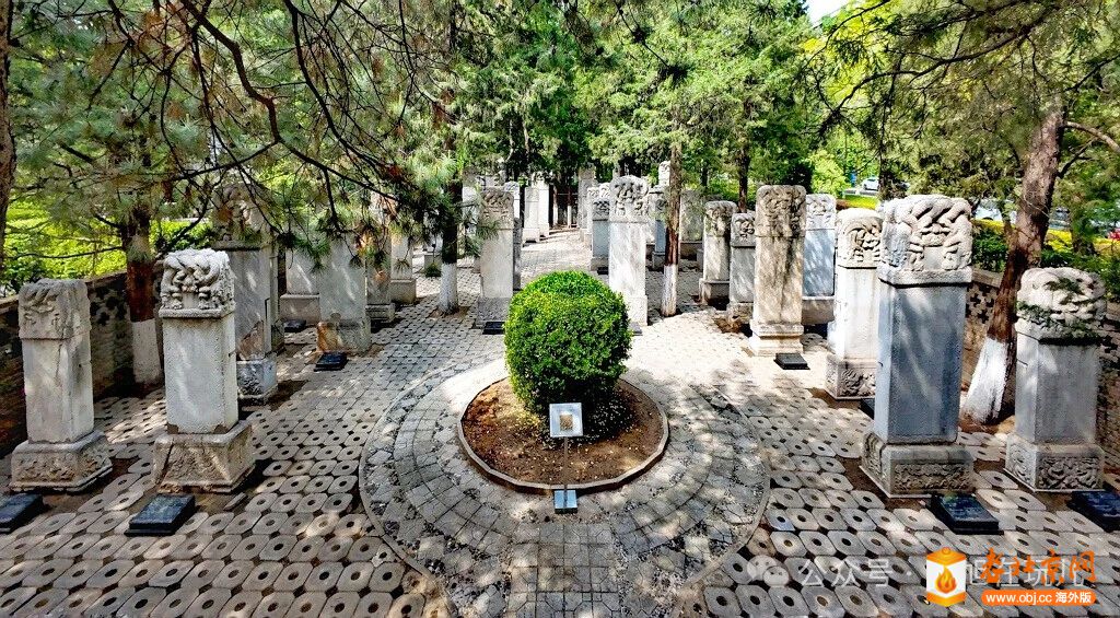 A scenic view of Beijing Xicheng Limadou He Waiguo Chuanjiaoshi Mudi