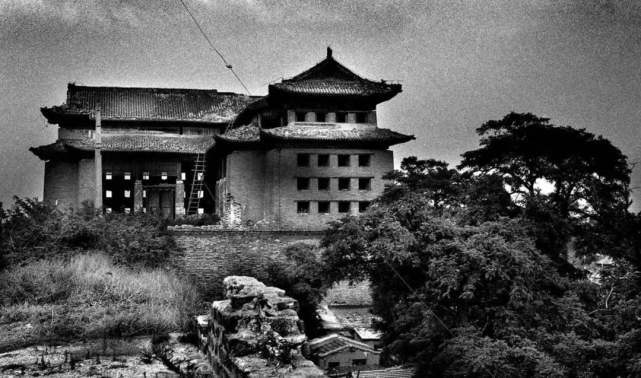 A scenic view of Beijing Xicheng Ming Beijingcheng Chengqiang Yicun