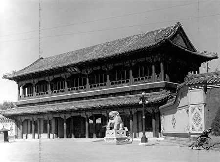 A scenic view of Beijing Xicheng Zhongnanhai