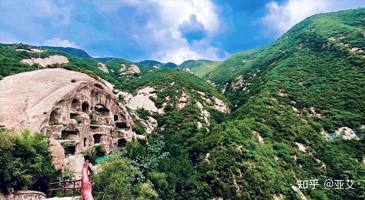 A scenic view of Beijing Yanqing Gu Yaju