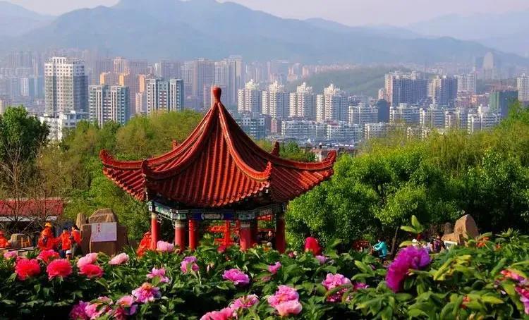 A scenic view of Benxi Bianniushan Chengzhi