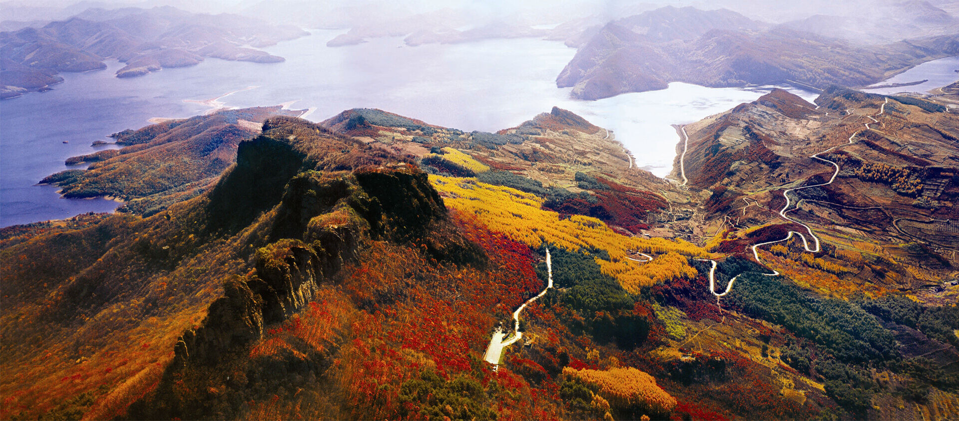 A scenic view of Benxi Wunushan Shancheng