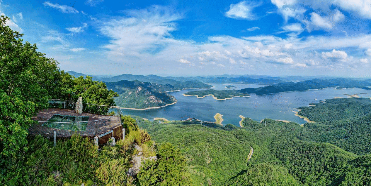 A scenic view of Benxi Wunushan Shancheng