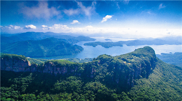 A scenic view of Benxi Wunushan Shancheng