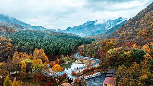 A scenic view of Benxi Yaheliuyu Muqun