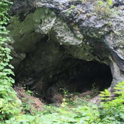 A scenic view of Bijie Qianxi Guanyindong Yizhi