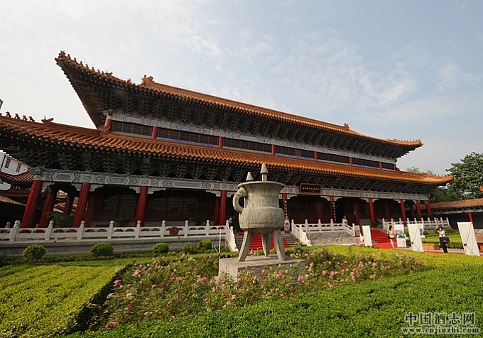 A scenic view of Bozhou Gujinggong Jiu Niangzao Yizhi
