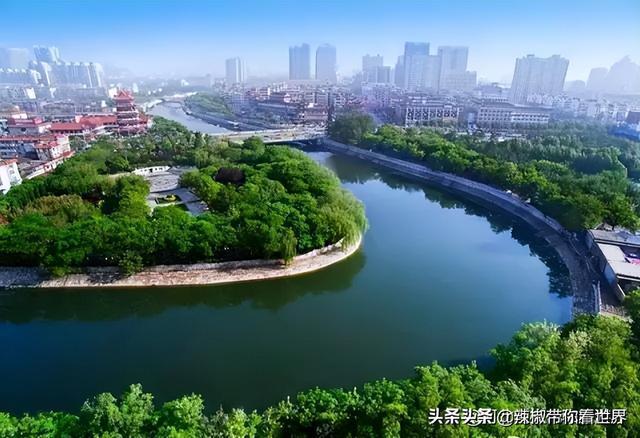A scenic view of Cangzhou Dengying Bridge