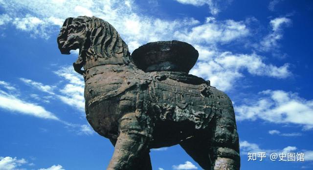 A scenic view of Cangzhou Iron Lion