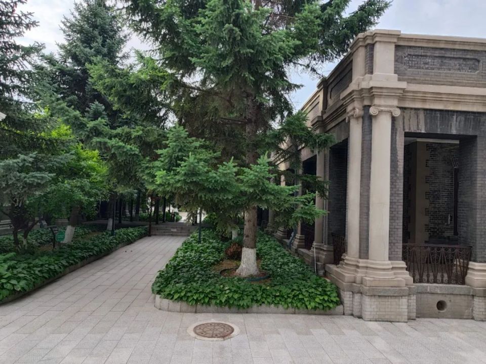 A scenic view of Changchun Jichang Daoyin Gongshu Jiuzhi