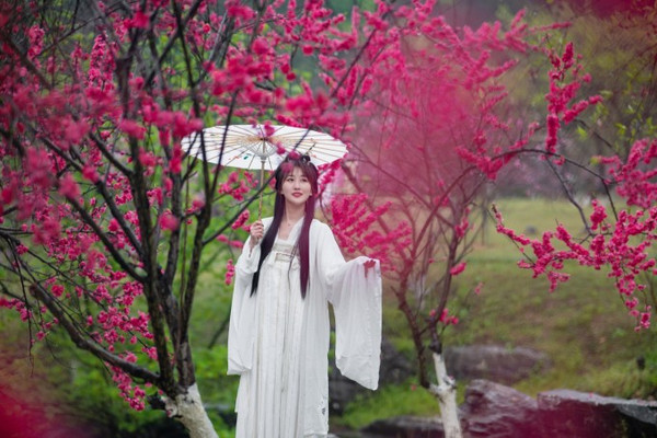 A scenic view of Changde Cailingcheng Yizhi