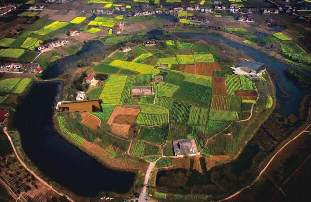 A scenic view of Changde Chengtoushan Yizhi