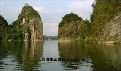 A scenic view of Changde Qingshan Yamuqun