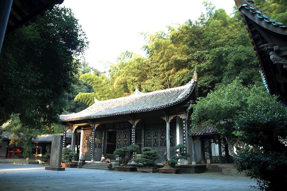 A scenic view of Changde Taohuayuan Gujianzhuqun