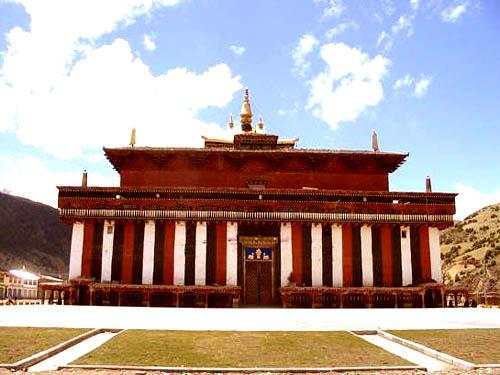 A scenic view of Changdu Chajiema Dadian