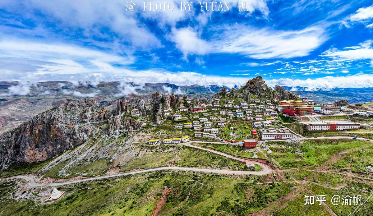 A scenic view of Changdu Nangba Langze Shidiao