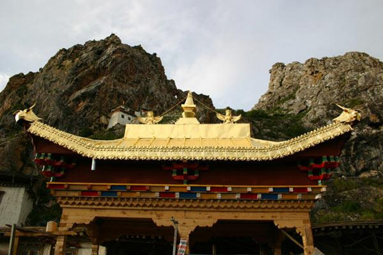 A scenic view of Changdu Renda Moya Zaoxiang