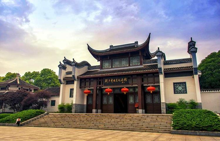 A scenic view of Changsha Liushaoqi Guju