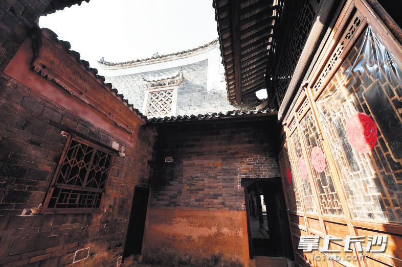 A scenic view of Changsha Taoshuwan Liushi Dawu