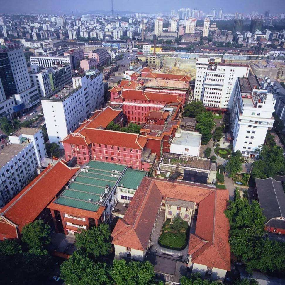 A scenic view of Changsha Xiangya Yiyuan Yixueyuan Zaoqi Jianzhu