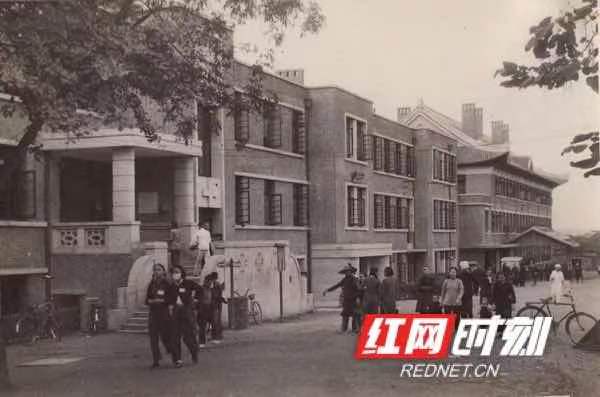 A scenic view of Changsha Xiangya Yiyuan Yixueyuan Zaoqi Jianzhu
