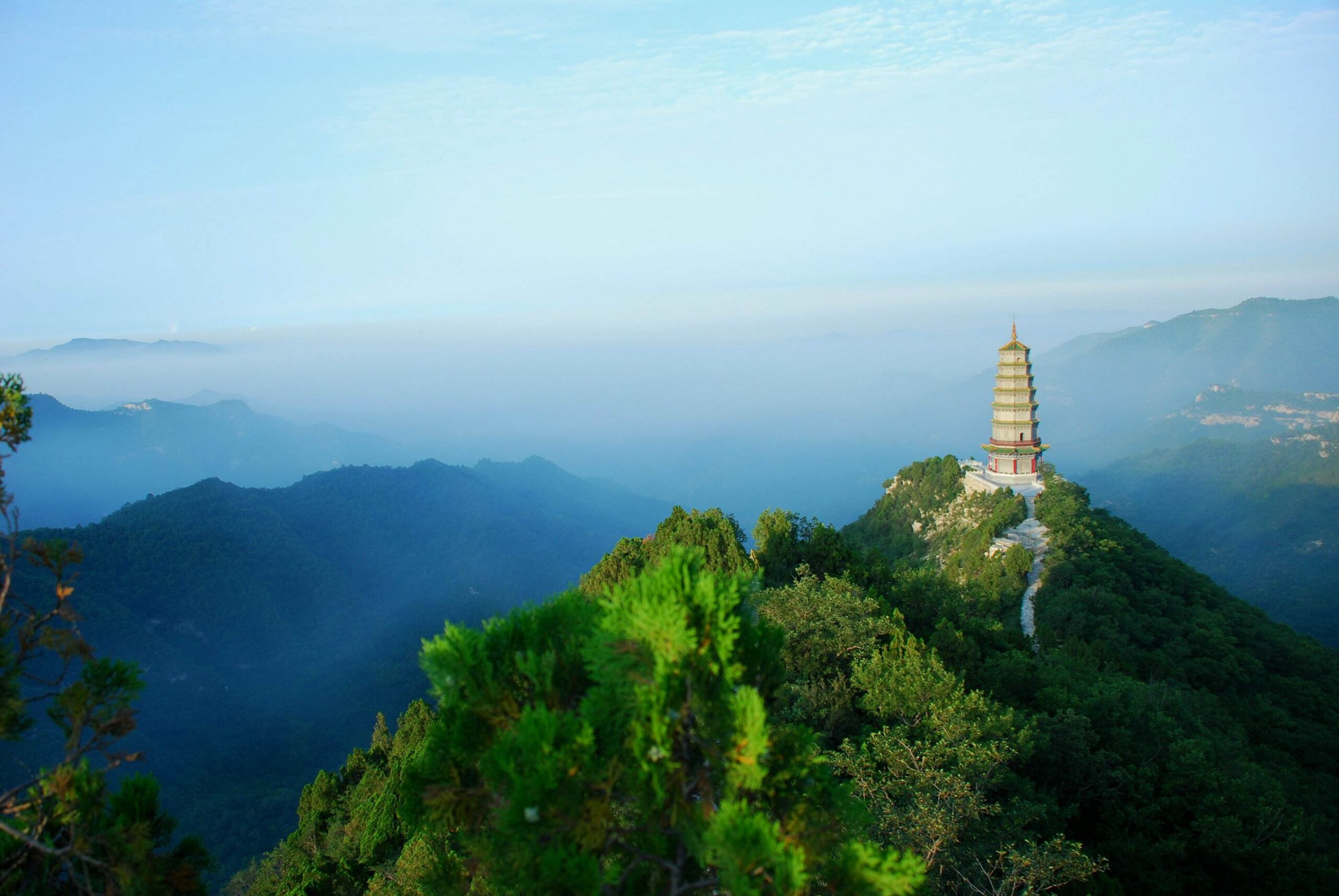 A scenic view of Changzhi Hongji Yuan