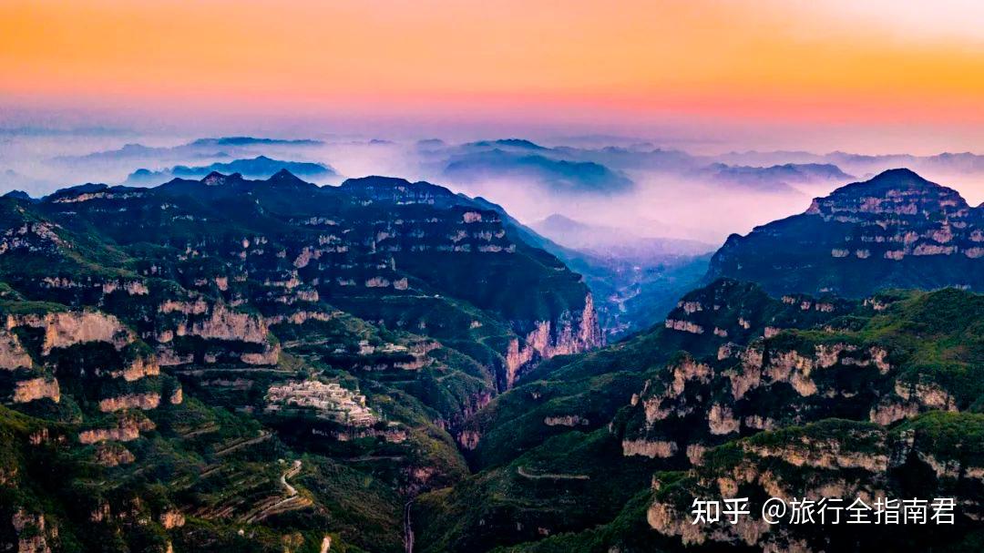 A scenic view of Changzhi Huixian Guan