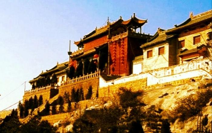 A scenic view of Changzhi Liaohetou Guandi Temple