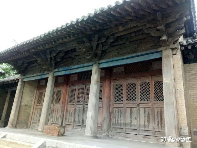 A scenic view of Changzhi Lingze Wang Miao