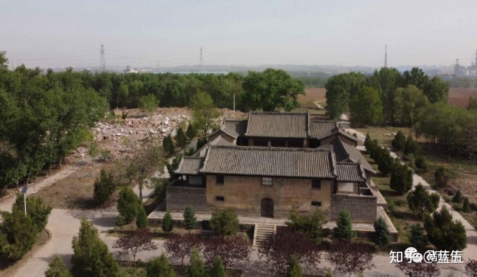 A scenic view of Changzhi Lingze Wang Miao