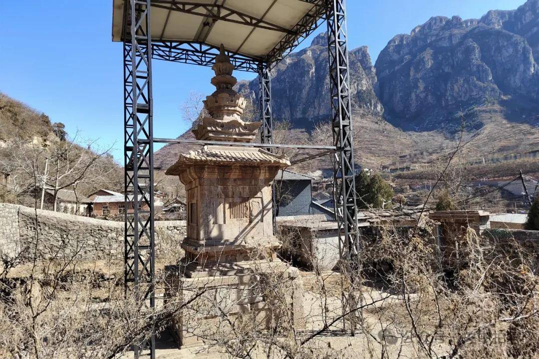 A scenic view of Changzhi Minghui Dashi Pagoda