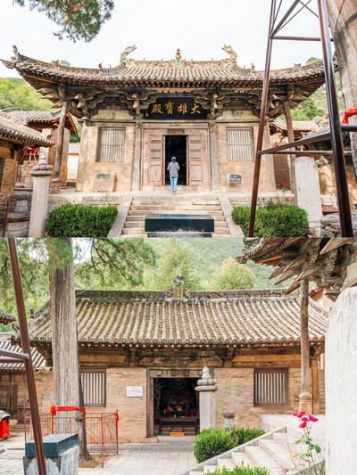 A scenic view of Changzhi Yuhuang Guan