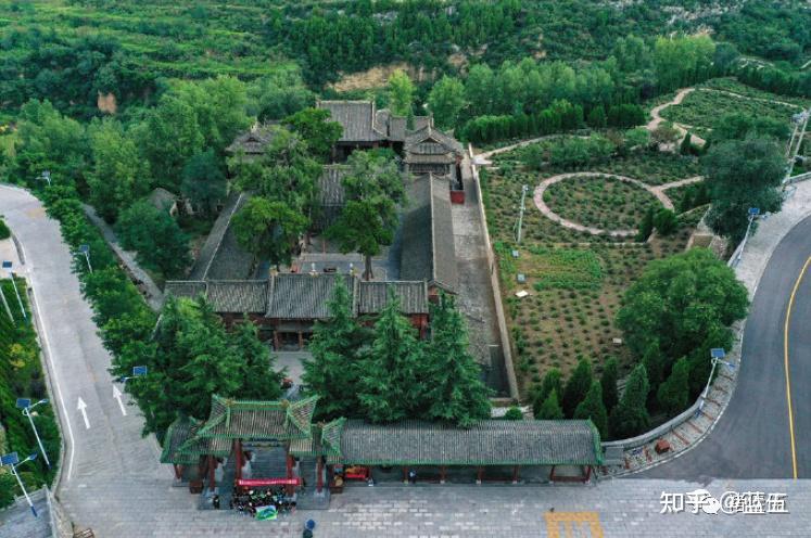 A scenic view of Changzhi Zhenze Erxian Gong