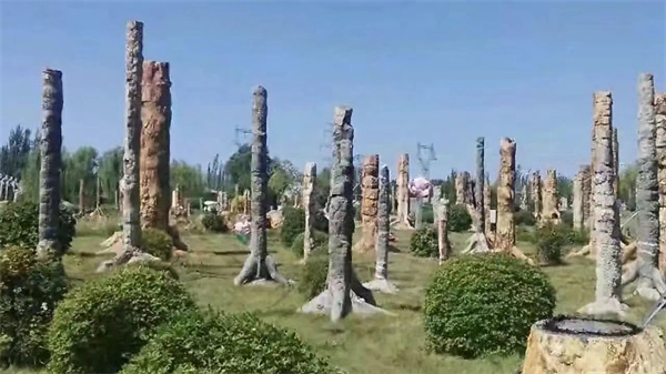 A scenic view of Chaoyang Gezidong Yizhi