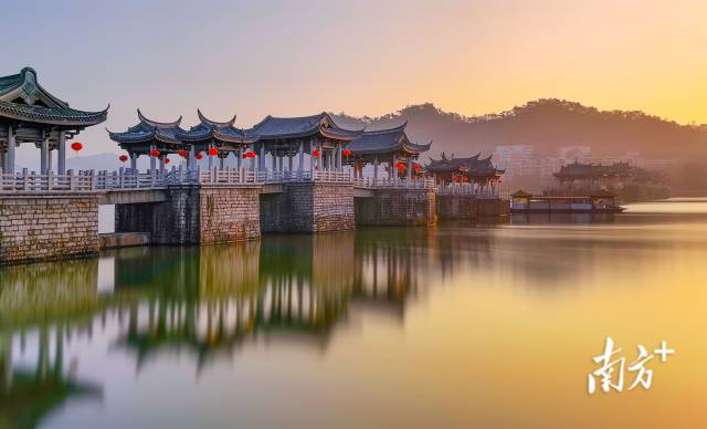A scenic view of Chaozhou Bijiashan Chaozhou Yao Yizhi
